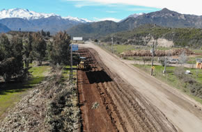 Seremi MOP informa a Junta de Vecinos de Las Peñas avance de trabajos de pavimentación de la ruta I-45, Etapa II