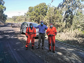 Seremi Saravia inspecciona avance en pavimentación de caminos rurales en Litueche y San Fernando