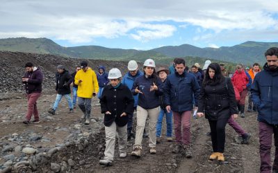 MINISTRA DEL MOP, JESSICA LÓPEZ, SUPERVISÓ TRABAJOS DE EMERGENCIA PARA PREVENIR DESBORDES DEL RÍO CACHAPOAL EN LA REGIÓN DE O´HIGGINS