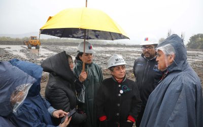 Ministra del MOP, Jessica López, supervisa obras de emergencia para prevenir nuevos desbordes del Río Cachapoal