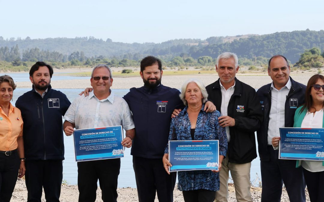 PRESIDENTE DE LA REPÚBLICA, GABRIEL BORIC FONT, VISITA LAS OBRAS DEL PROYECTO DE MEJORAMIENTO Y AMPLIACIÓN DEL SERVICIO SANITARIO RURAL DE PUPUYA, NAVIDAD