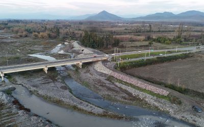 DOH MOP O’HIGGINS EJECUTA TRABAJOS DE ENCAUZAMIENTO EN RÍO CACHAPOAL