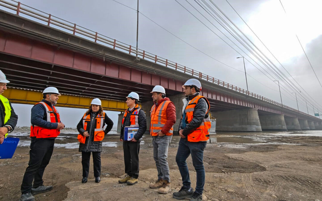 MOP EJECUTA OBRAS DE CONSERVACIÓN EN PUENTE CACHAPOAL PARA REFORZAR SU SEGURIDAD ESTRUCTURAL Y PROLONGAR SU VIDA ÚTIL